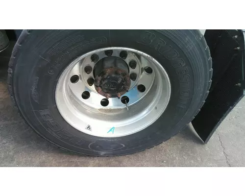 HUB PILOTED - ALUMINUM 22.5 X 8.25 WHEEL