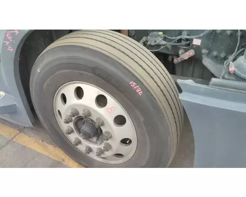 HUB PILOTED - ALUMINUM 22.5 X 8.25 WHEEL
