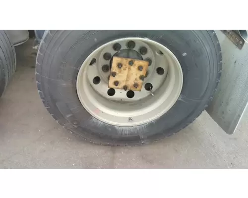 HUB PILOTED - ALUMINUM 22.5 X 8.25 WHEEL