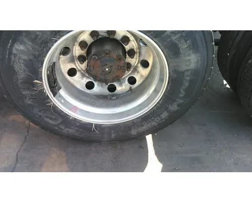 HUB PILOTED - ALUMINUM 22.5 X 8.25 WHEEL