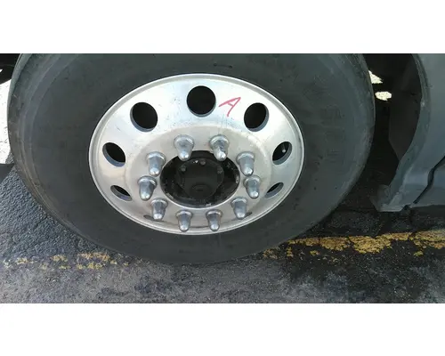 HUB PILOTED - ALUMINUM 22.5 X 8.25 WHEEL