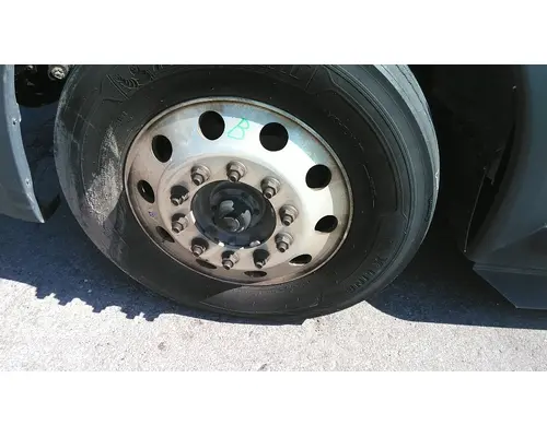 HUB PILOTED - ALUMINUM 22.5 X 8.25 WHEEL