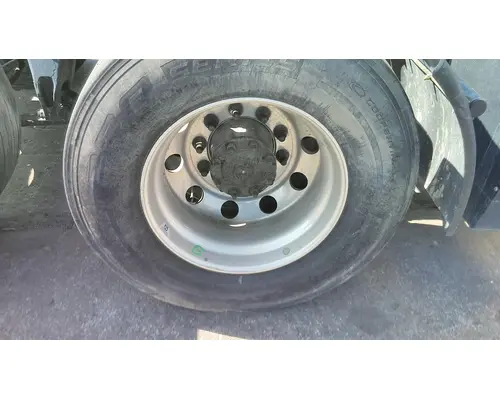 HUB PILOTED - ALUMINUM 22.5 X 8.25 WHEEL