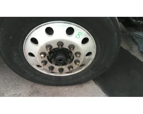 HUB PILOTED - ALUMINUM 22.5 X 8.25 WHEEL