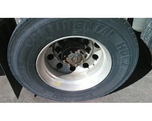 HUB PILOTED - ALUMINUM 22.5 X 8.25 WHEEL