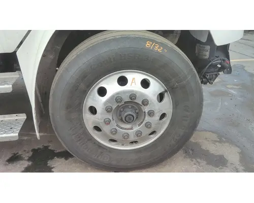 HUB PILOTED - ALUMINUM 22.5 X 8.25 WHEEL