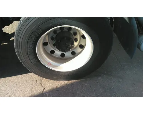 HUB PILOTED - ALUMINUM 22.5 X 8.25 WHEEL