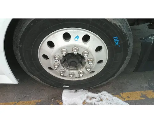 HUB PILOTED - ALUMINUM 22.5 X 8.25 WHEEL