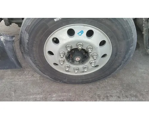 HUB PILOTED - ALUMINUM 22.5 X 8.25 WHEEL