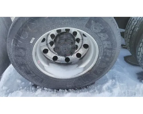 HUB PILOTED - ALUMINUM 22.5 X 8.25 WHEEL