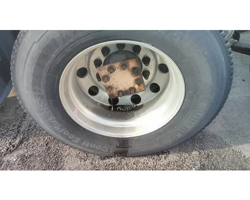 HUB PILOTED - ALUMINUM 22.5 X 8.25 WHEEL