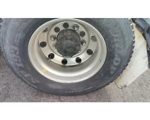 HUB PILOTED - ALUMINUM 22.5 X 8.25 WHEEL