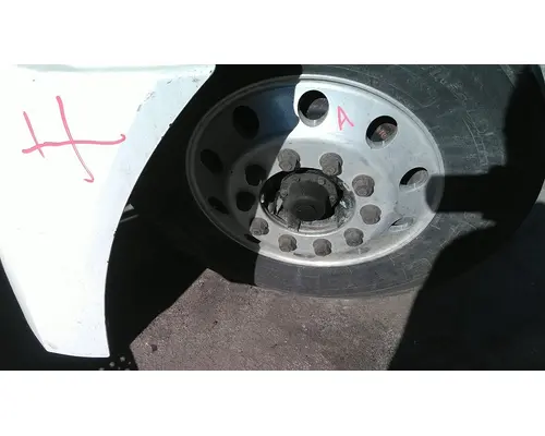 HUB PILOTED - ALUMINUM 22.5 X 8.25 WHEEL