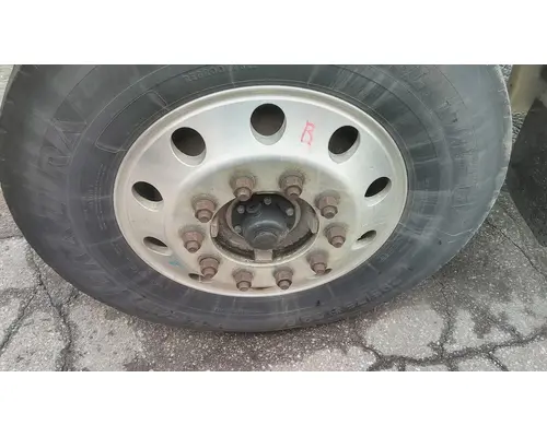 HUB PILOTED - ALUMINUM 22.5 X 8.25 WHEEL