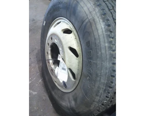 HUB PILOTED - ALUMINUM 22.5 X 8.25 WHEEL