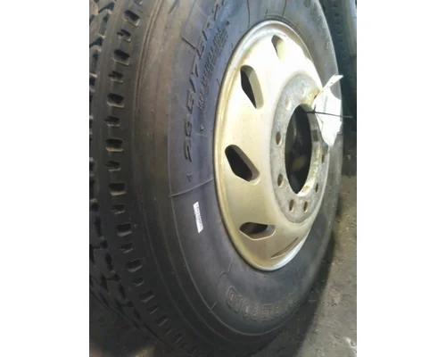 HUB PILOTED - ALUMINUM 22.5 X 8.25 WHEEL