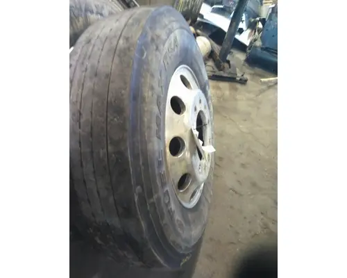 HUB PILOTED - ALUMINUM 22.5 X 8.25 WHEEL