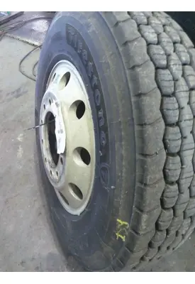 HUB PILOTED - ALUMINUM 22.5 X 8.25 WHEEL