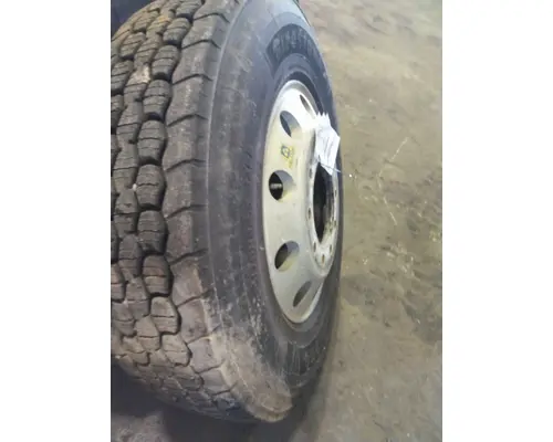HUB PILOTED - ALUMINUM 22.5 X 8.25 WHEEL