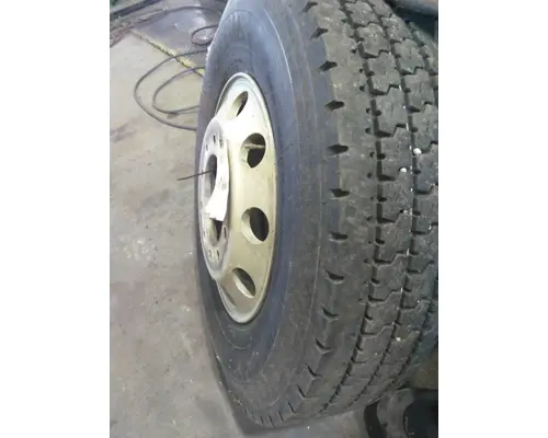 HUB PILOTED - ALUMINUM 22.5 X 8.25 WHEEL
