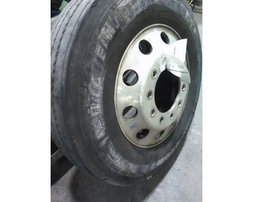 HUB PILOTED - ALUMINUM 22.5 X 8.25 WHEEL