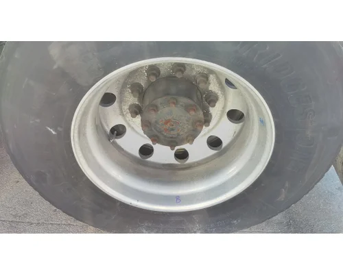 HUB PILOTED - ALUMINUM 22.5 X 8.25 WHEEL