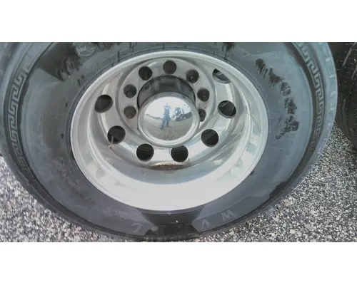 HUB PILOTED - ALUMINUM 22.5 X 8.25 WHEEL