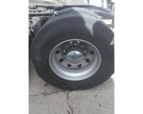 HUB PILOTED - ALUMINUM 22.5 X 8.25 WHEEL