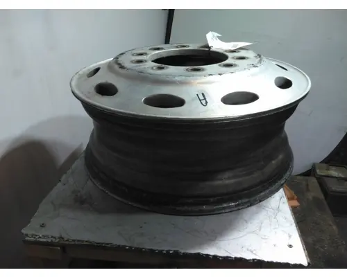 HUB PILOTED - ALUMINUM 24.5 X 8.25 WHEEL