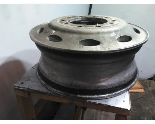 HUB PILOTED - ALUMINUM 24.5 X 8.25 WHEEL