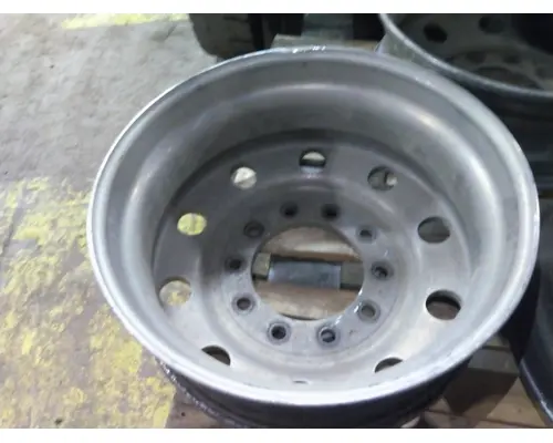 HUB PILOTED - ALUMINUM 24.5 X 8.25 WHEEL