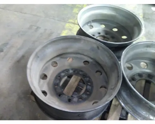 HUB PILOTED - ALUMINUM 24.5 X 8.25 WHEEL