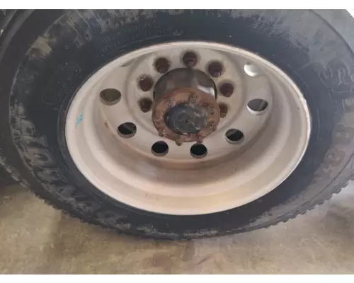 HUB PILOTED - ALUMINUM 24.5 X 8.25 WHEEL