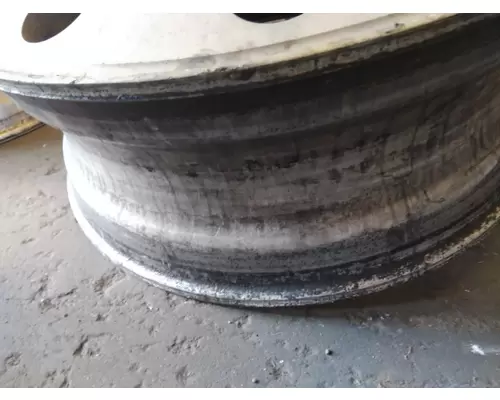 HUB PILOTED - ALUMINUM 24.5 X 8.25 WHEEL