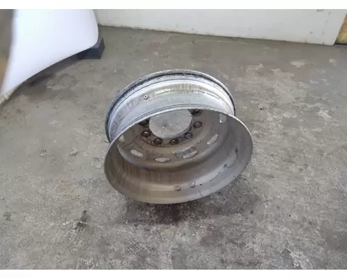 HUB PILOTED - ALUMINUM 24.5 X 8.25 WHEEL