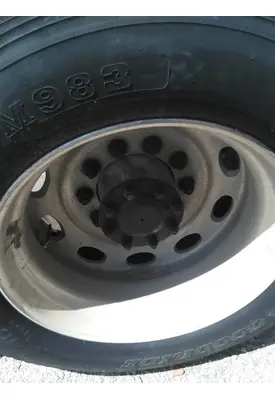 HUB PILOTED - ALUMINUM 24.5 X 8.25 WHEEL