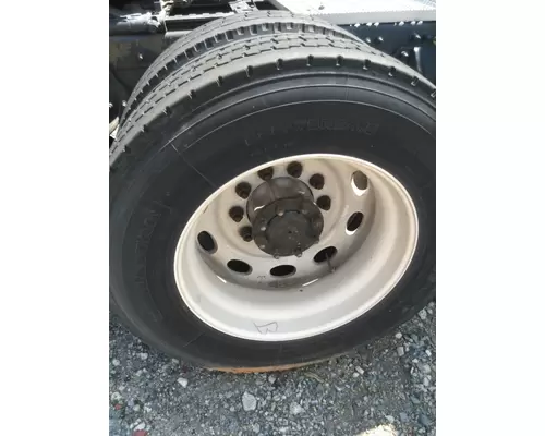 HUB PILOTED - ALUMINUM 24.5 X 8.25 WHEEL
