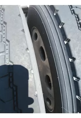 HUB PILOTED - ALUMINUM 24.5 X 8.25 WHEEL