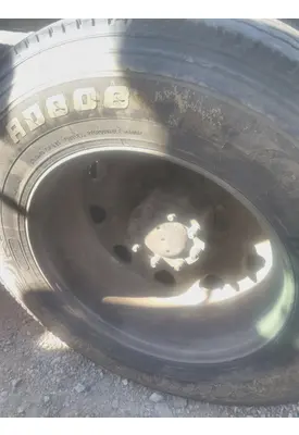 HUB PILOTED - ALUMINUM 24.5 X 8.25 WHEEL