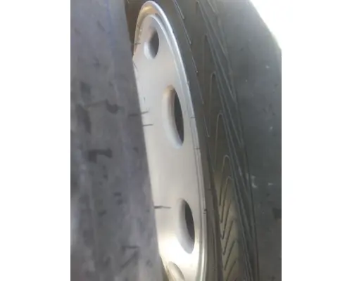 HUB PILOTED - ALUMINUM 24.5 X 8.25 WHEEL