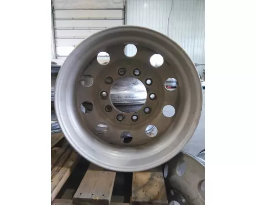 HUB PILOTED - ALUMINUM 24.5 X 8.25 WHEEL