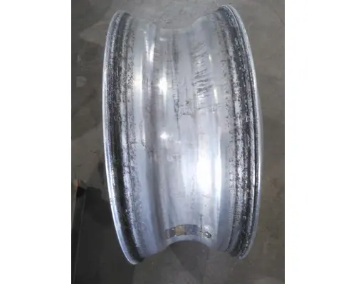 HUB PILOTED - ALUMINUM 24.5 X 8.25 WHEEL