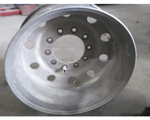 HUB PILOTED - ALUMINUM 24.5 X 8.25 WHEEL