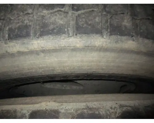 HUB PILOTED - ALUMINUM 24.5 X 8.25 WHEEL