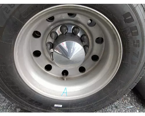 HUB PILOTED - ALUMINUM 24.5 X 8.25 WHEEL