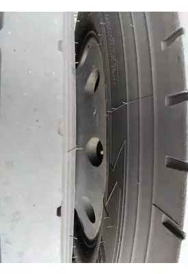 HUB PILOTED - ALUMINUM 24.5 X 8.25 WHEEL