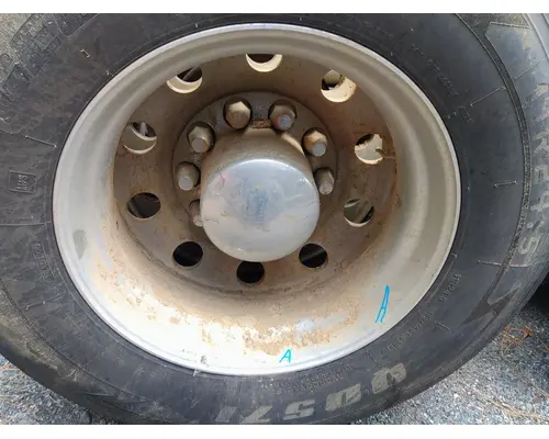 HUB PILOTED - ALUMINUM 24.5 X 8.25 WHEEL