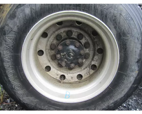 HUB PILOTED - ALUMINUM 24.5 X 8.25 WHEEL