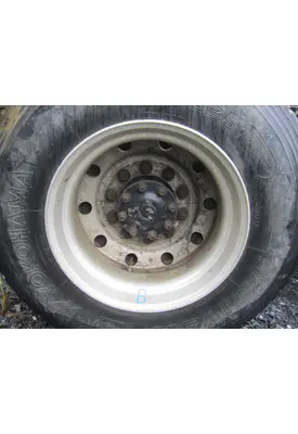 HUB PILOTED - ALUMINUM 24.5 X 8.25 WHEEL