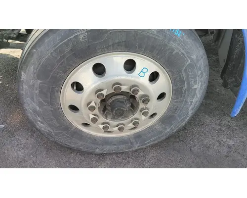 HUB PILOTED - ALUMINUM 24.5 X 8.25 WHEEL